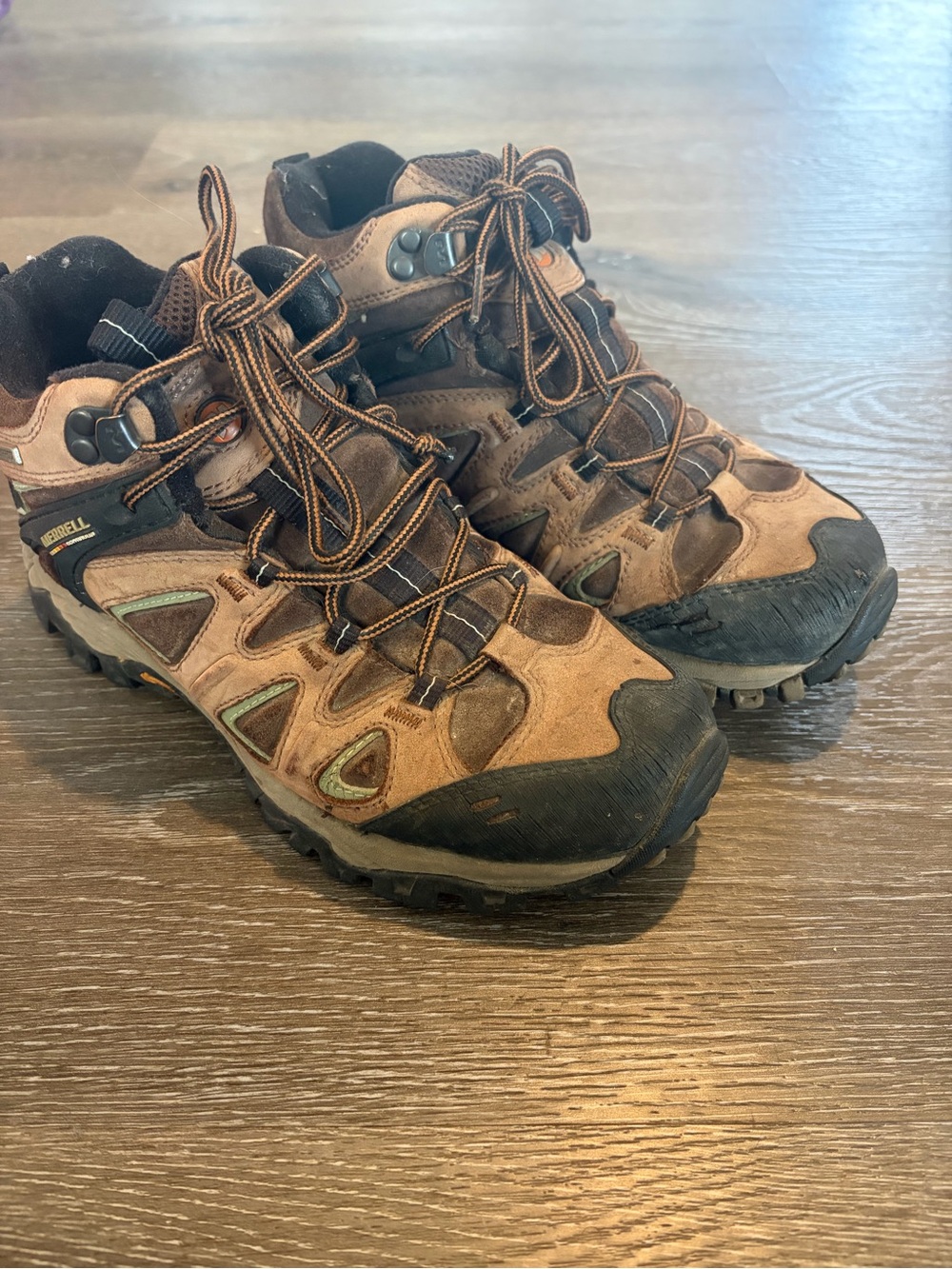 MERELL women’s radland mid waterproof hiking boots in chestnut size 8 outdoor